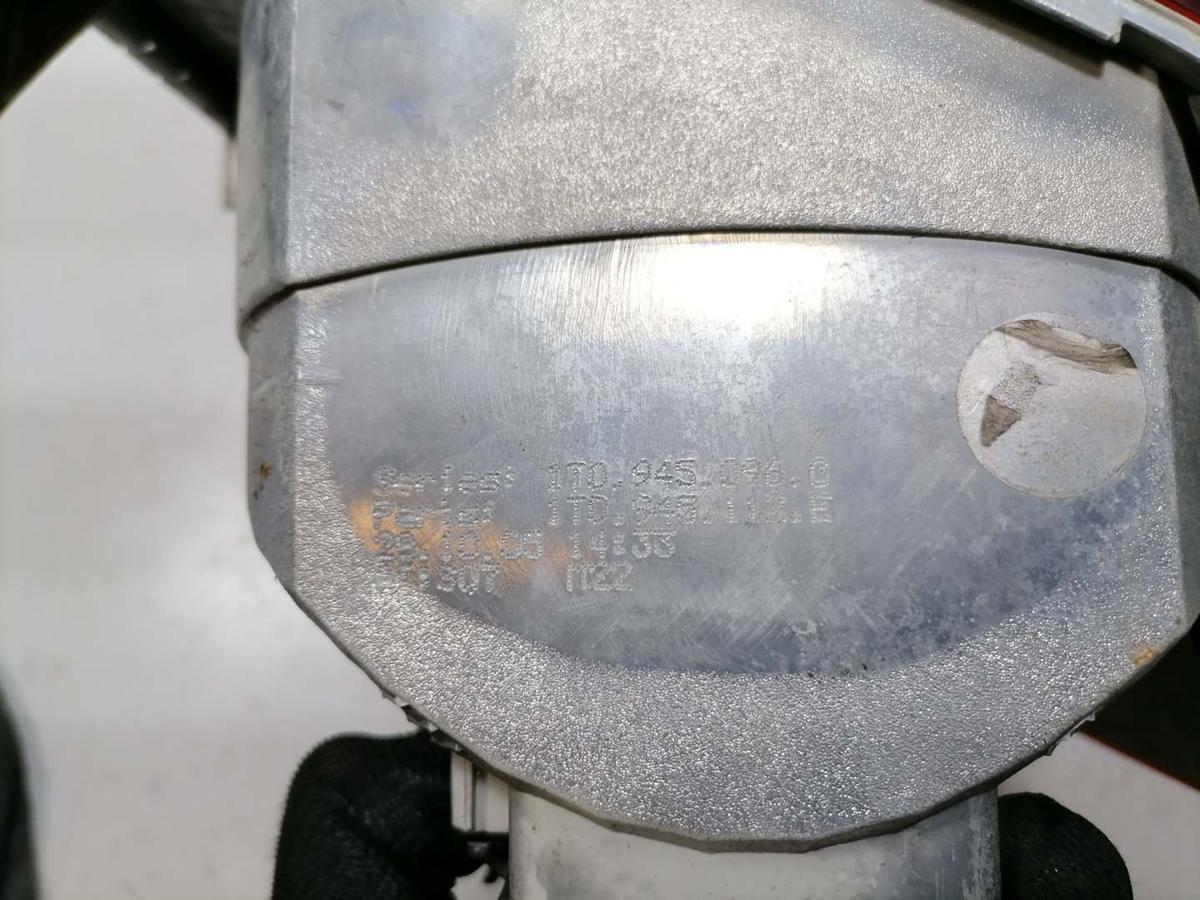 VW Touran 1T original R&uuml;cklicht R&uuml;ckleuchte Heckleuchte rechts Vorfacelift BJ05